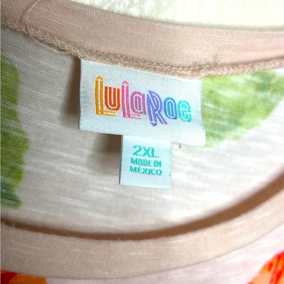 LulaRoe Orange Floral Short Sleeve Top - Picture 4 of 4